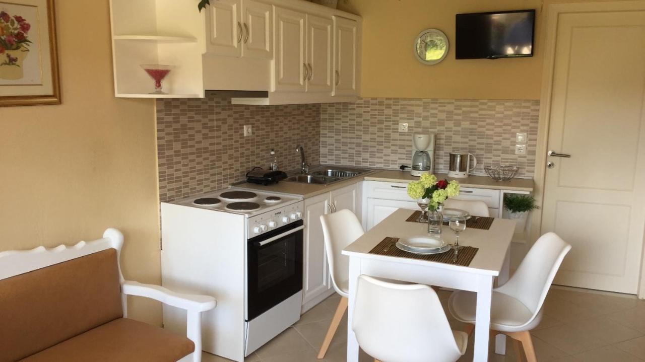 Villa Tina Country Beach Apartments Acharavi (Corfu) Exterior foto