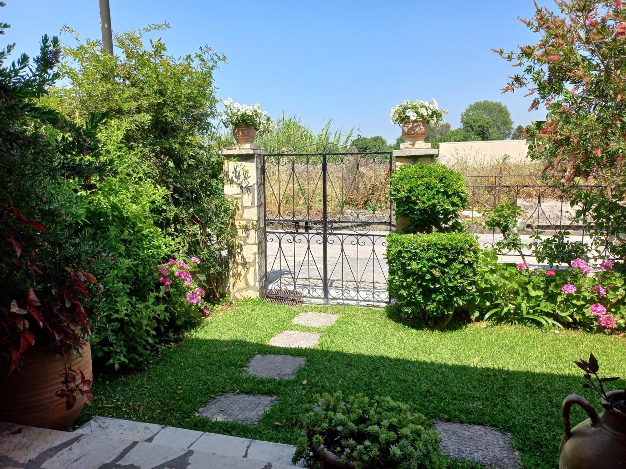 Villa Tina Country Beach Apartments Acharavi (Corfu) Quarto foto